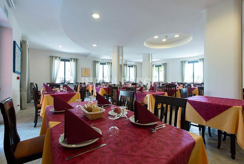 Hotel Napoleon San Mauro Mare Bagian luar foto