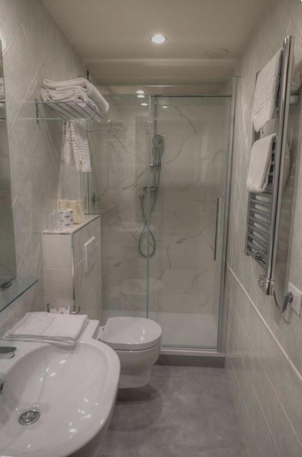 Hotel Napoleon San Mauro Mare Bagian luar foto