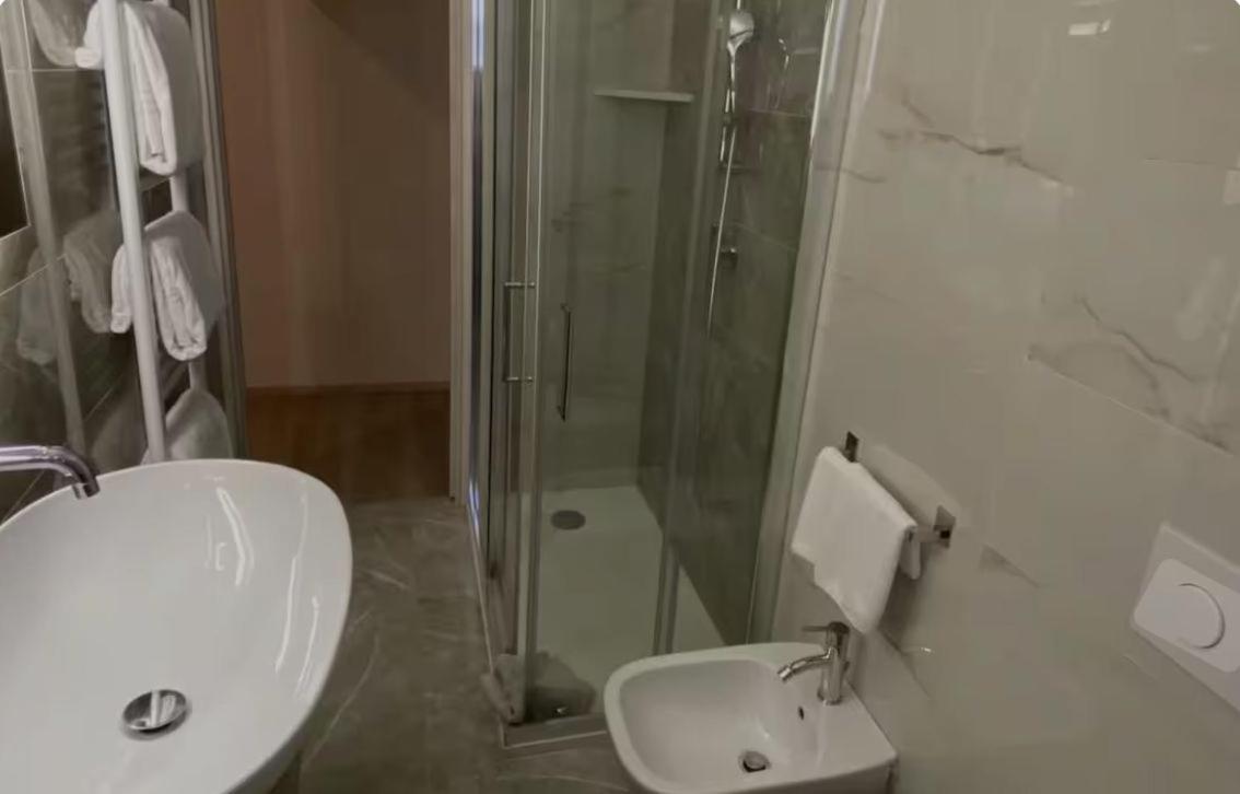Hotel Napoleon San Mauro Mare Bagian luar foto